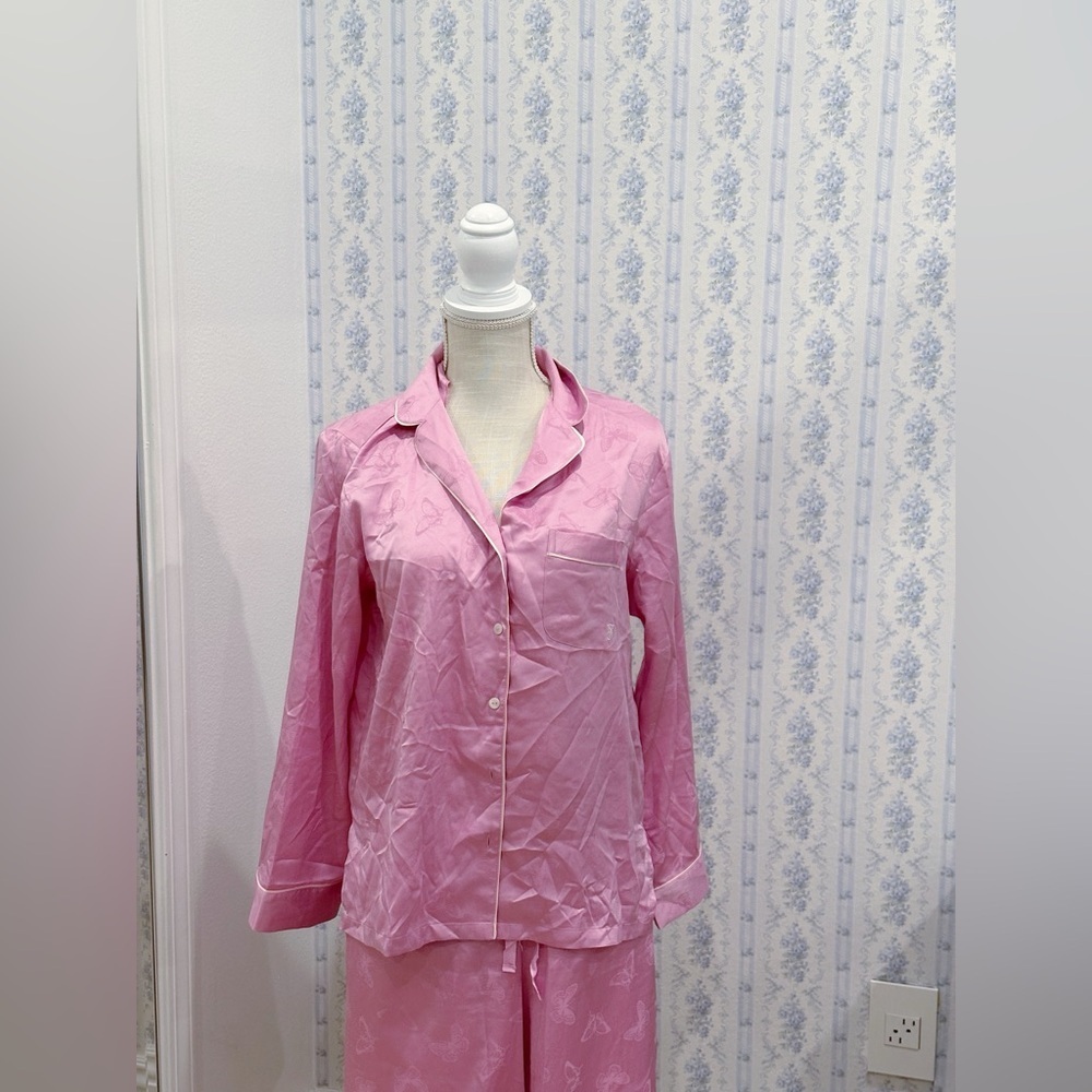 Victoria's Secret Pink butterfly Satin PJ set